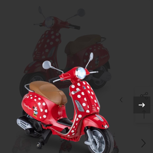 Minnie Mouse Vespa Scooter